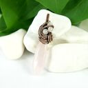 Wisiorek z różowym kwarcem - miedziany wire wrapping