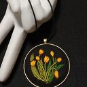 Ręcznie haftowany wisior DLA LUIZY