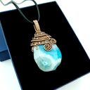 Wisiorek wire wrapping z agatem - miedziany dwustronny