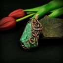 Dwustronny wisior z malachitem