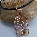 Jadeit w miedzi - wisiorek wire wrapping