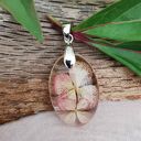 Owalny wisiorek z delikatną hortensją z1152