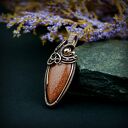 Piasek pustyni - wisiorek wire wrapping na prezent dla niej