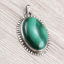 Malachit w oksydowanym srebrze wisior 1952a