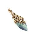 Fluorytowy wisiorek wire wrapping w miedzianej oprawie