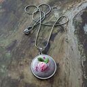 Ręcznie haftowany wisior DLA GRAŻYNY