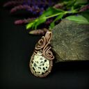 Jaspis dalmatyński - miedziany wisiorek wire wrapping (oksydowany)