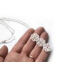 Wisiorek Potrójny Rosa