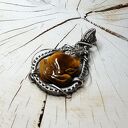 Lisek z tygrysiego oka s223 - ręcznie robiony wisiorek wire wrapping z srebra 999