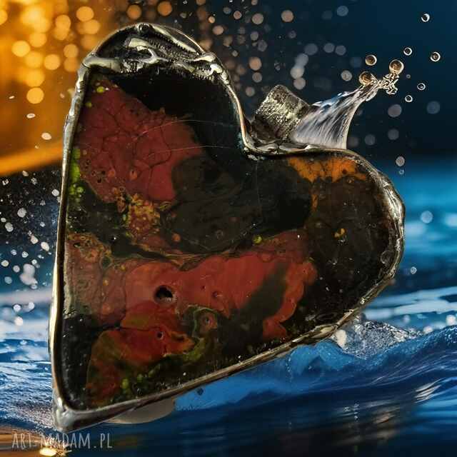 Gliniano szklane kolorowe serce w technice Tiffany