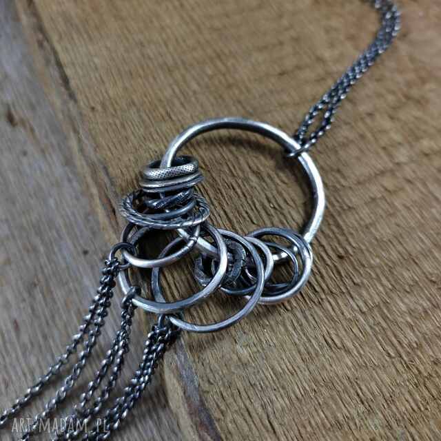 Wisior - surowe koła