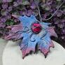 Duży wisior liść klonu - z różowym kryształem biżuteria liście
