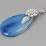 białe perły niebieski agat w perłach i srebrze - wisior liść srebro