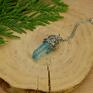 wisiorki: Wisiorek talizman błękitny surowy kryształ górski wire wrapping stal