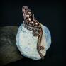 wisiorki koral fossil wisiorek wire wrapping artystyczna biżuteria z miedzi