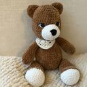 Miś Luka z apaszką ręcznie robiony w odcieniach brązu