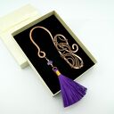 Ręczna zakładka do książki z ametystem i fioletowym chwostem (wire wrapping)