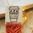 Makramowa zakładka do książki Pumpkin Spice Latte