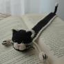 unikatowe kot zakładka do książki z sympatycznym kotem wykonana z włóczki na miłośników kotów