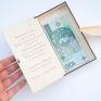 Biala Konwalia Drewniane pudełko na pieniądze 2 z wstążką - drewno kartka z życzeniami prezent na ślub