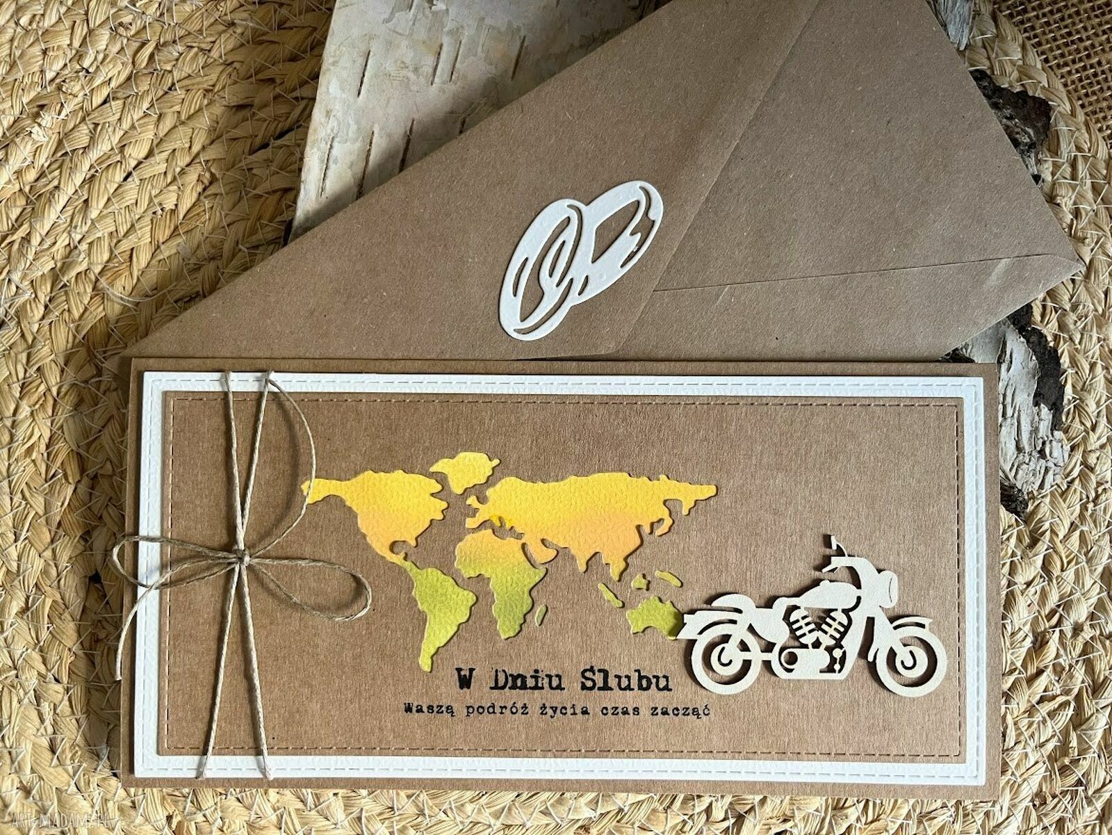 Ręcznie robiona kartka ślubna z mapą i motorem w stylu eco z papieru kraft
