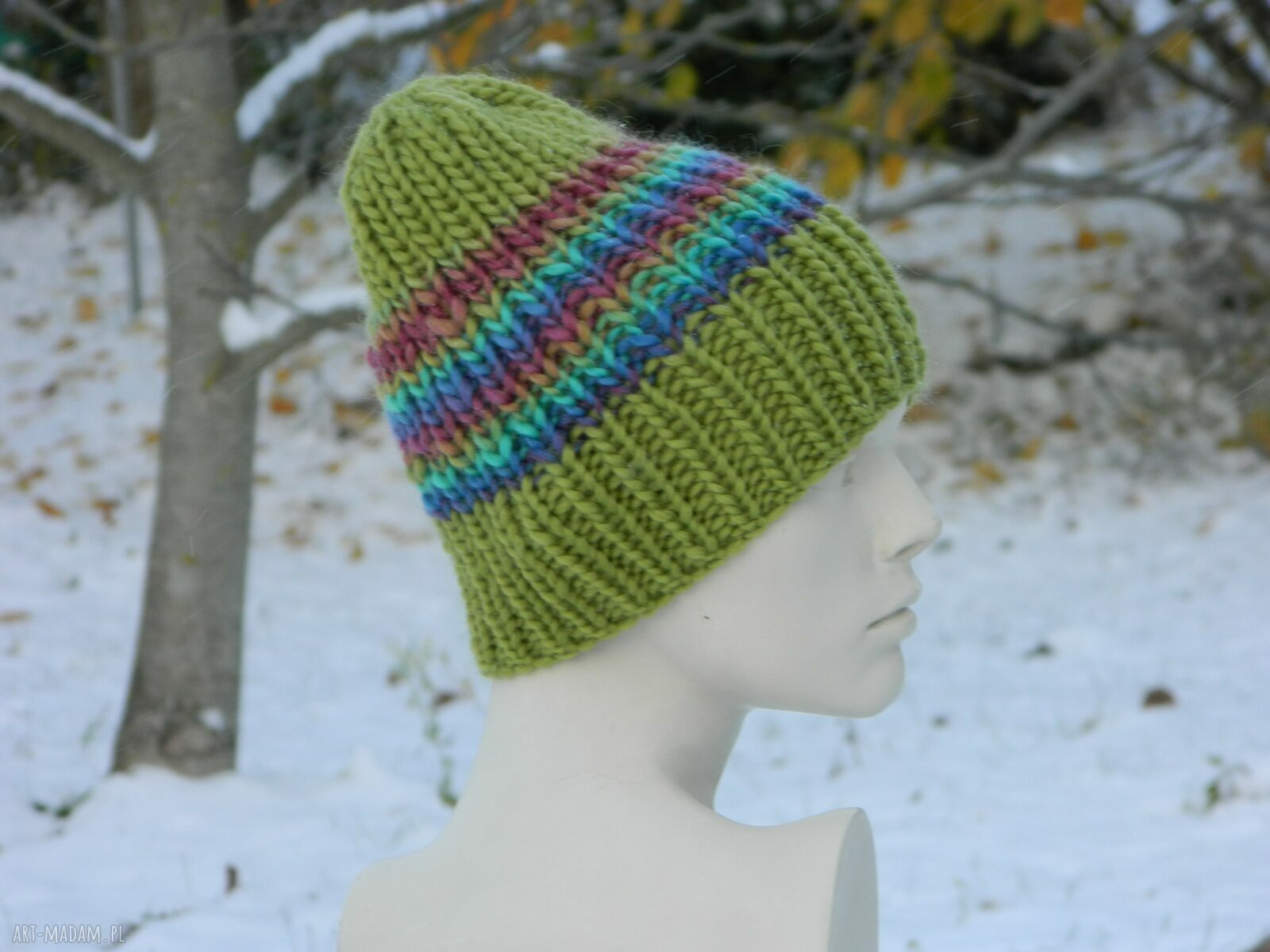 Zimowa czapka z 100% wełny - zieleń kiwi w stylu boho