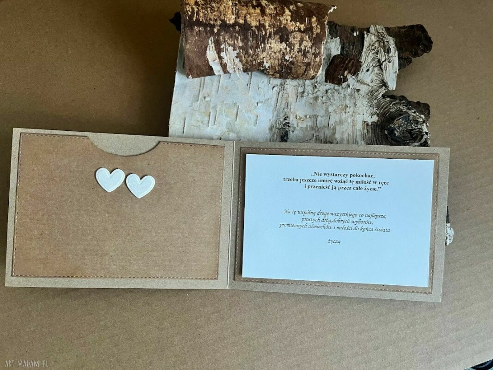 Kartka ślubna eco kraft 14 x 14 cm - szczęśliwa podróż z samolotem i tagiem-biletem