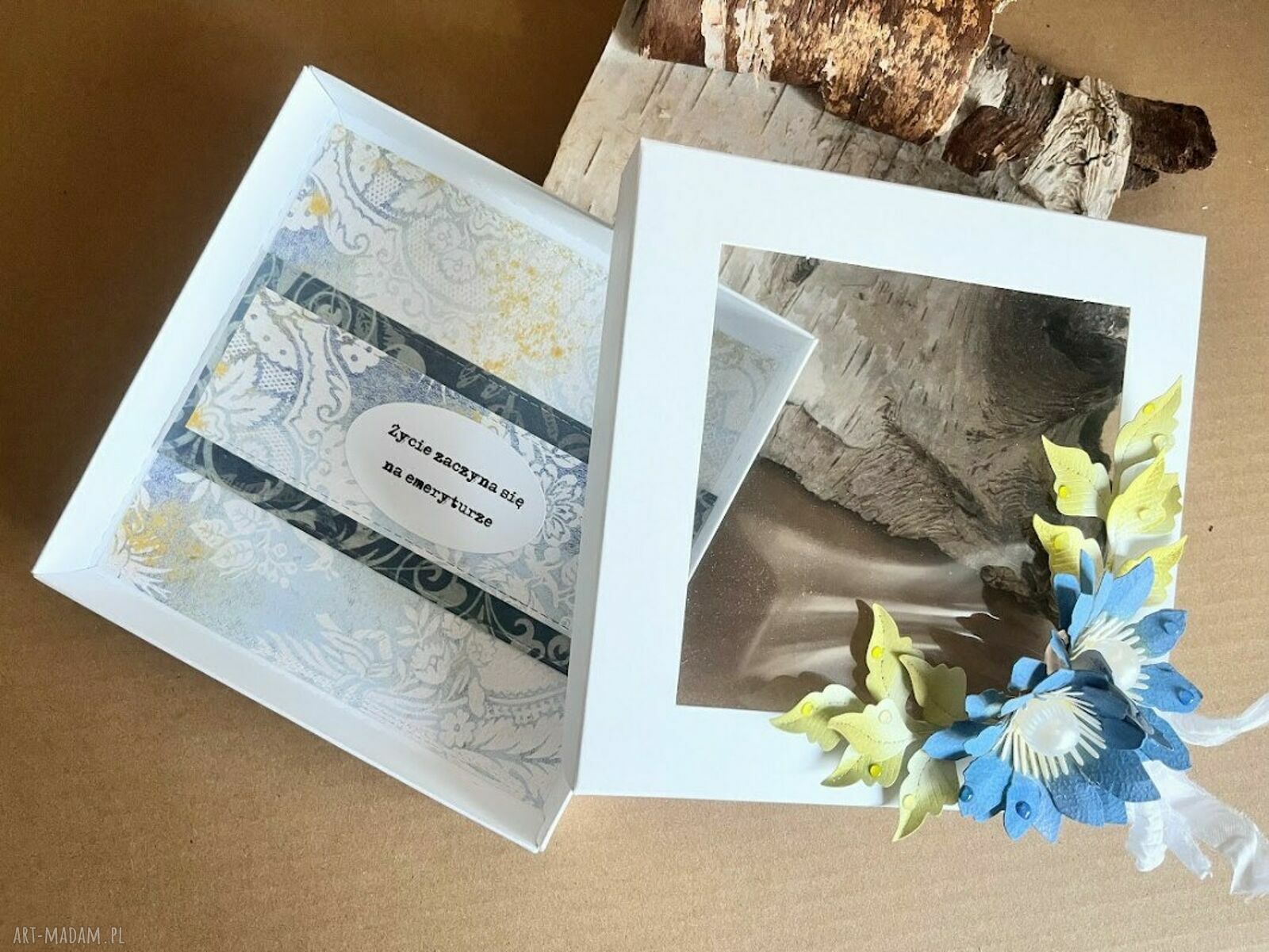 Wyjątkowa kartka na emeryturę w pudełku z torebką - ręcznie robiona scrapbooking 14 x 14