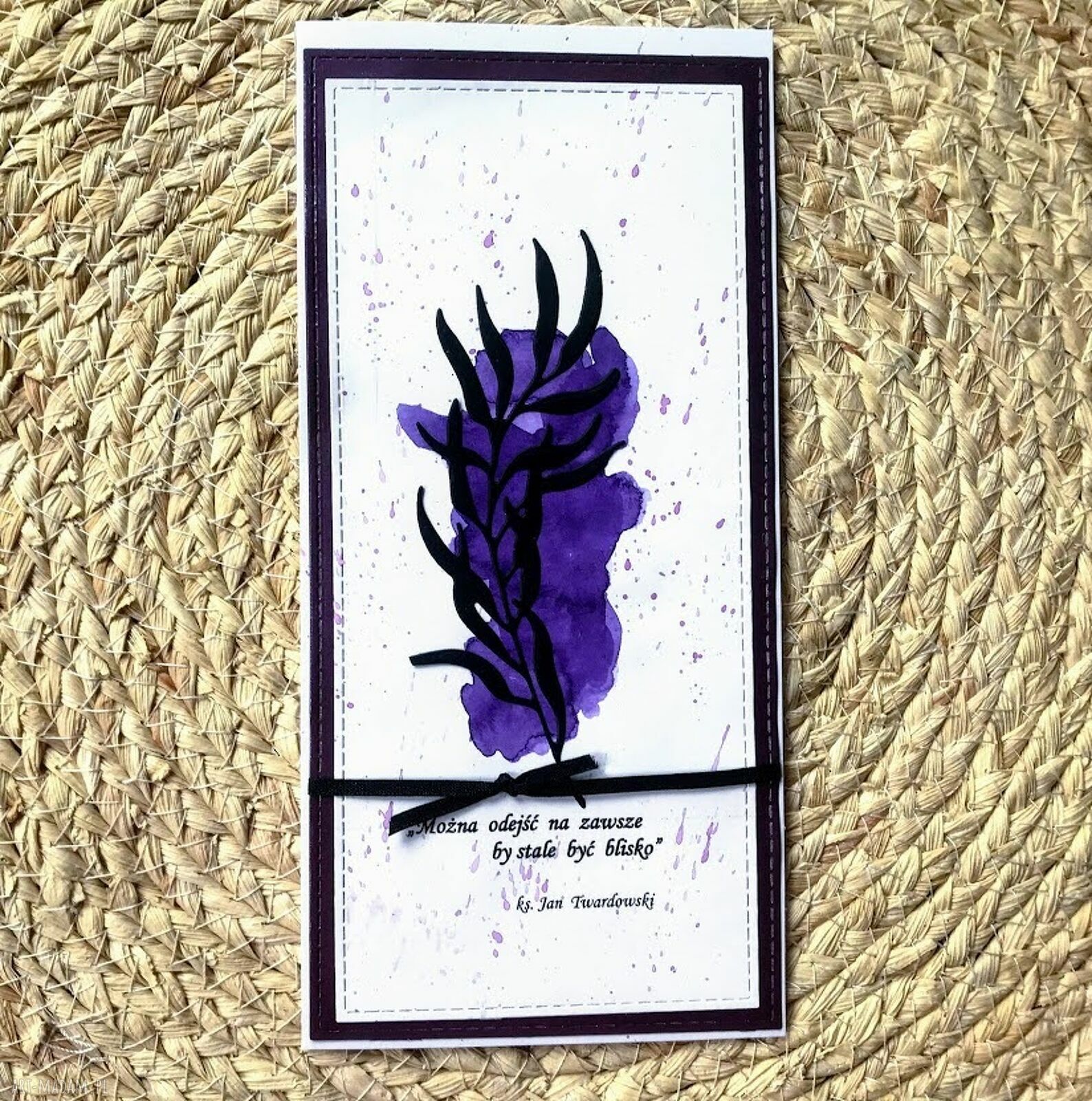Ręcznie robiona kartka kondolencyjna z białą kopertą - 10,5 x 21 cm