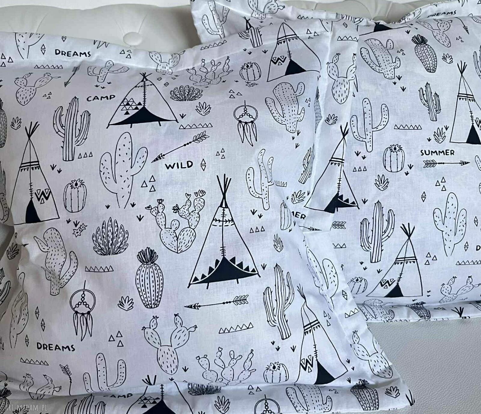 Zestaw 2 poszewek Kaktusy 40x40 cm z bawełny - zapinane na guziki