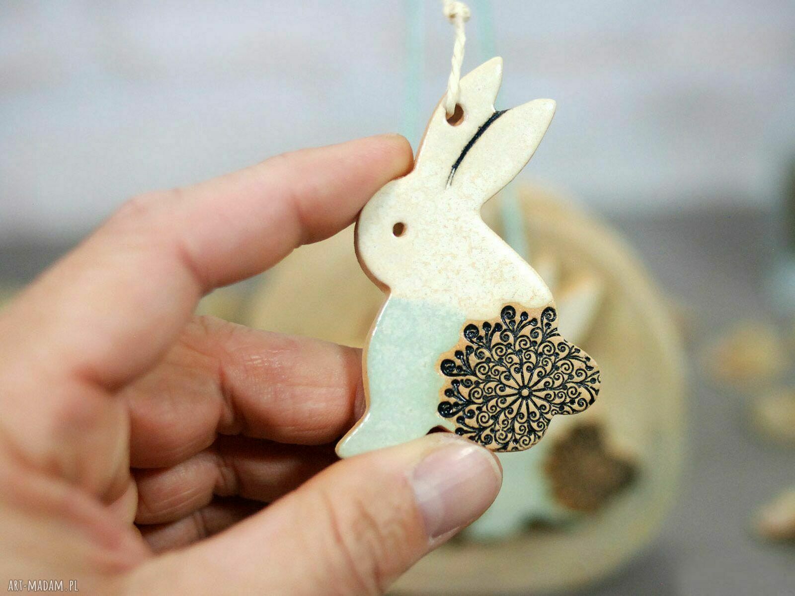 Zestaw 3 ceramicznych zajączków wielkanocnych do wieszania (biel i turkus)