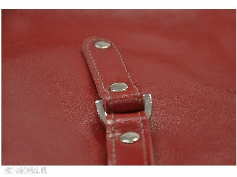 30 0009 Czerwona torebka skórzana z paskiem i kontrastowymi przeszyciami ROOK Handmade