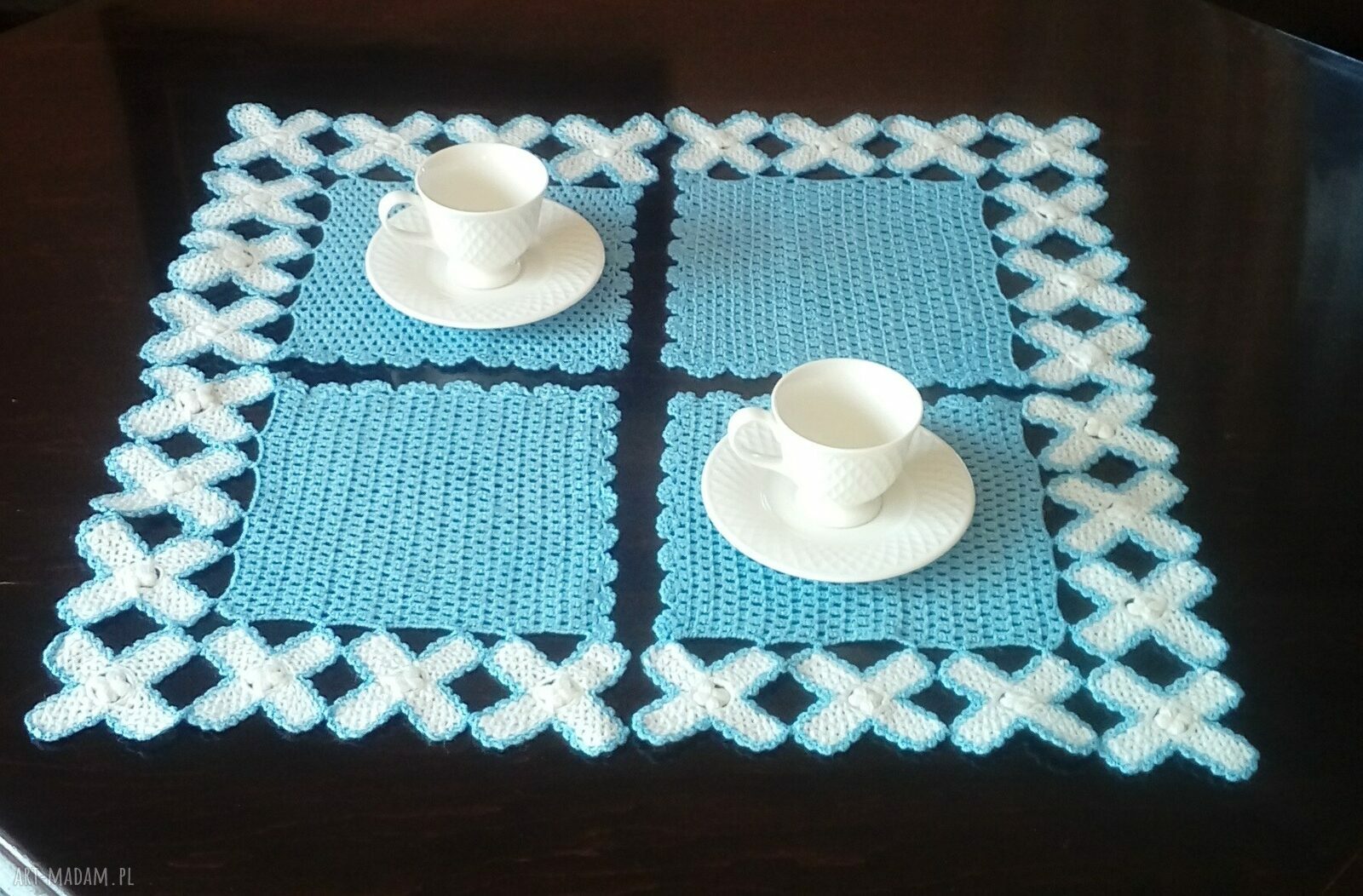 Niebiesko-białe podkładki na stół handmade - komplet 4 szt. 25 x 25 cm