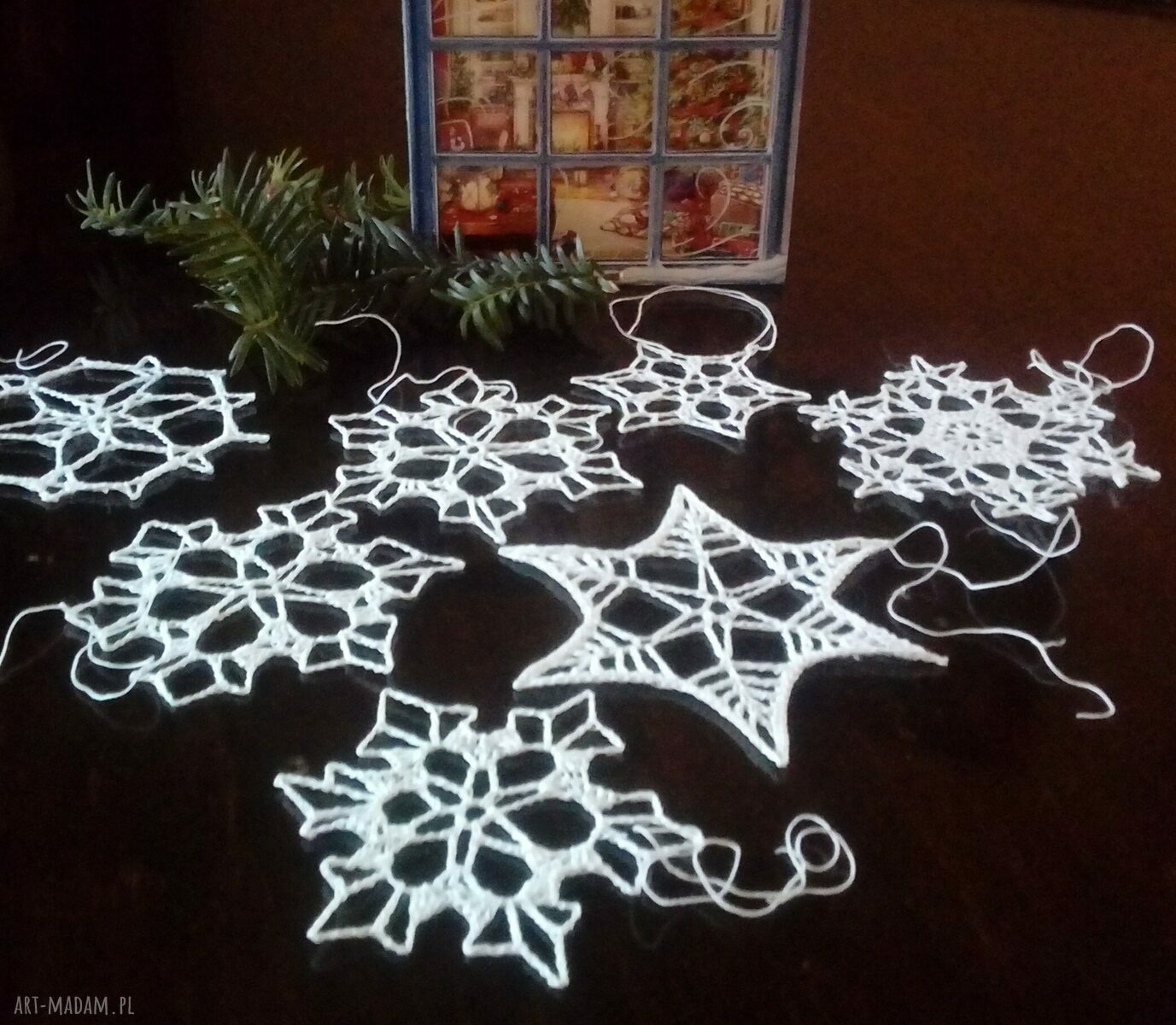 Śnieżynki 7 szt - białe zawieszki na choinkę handmade