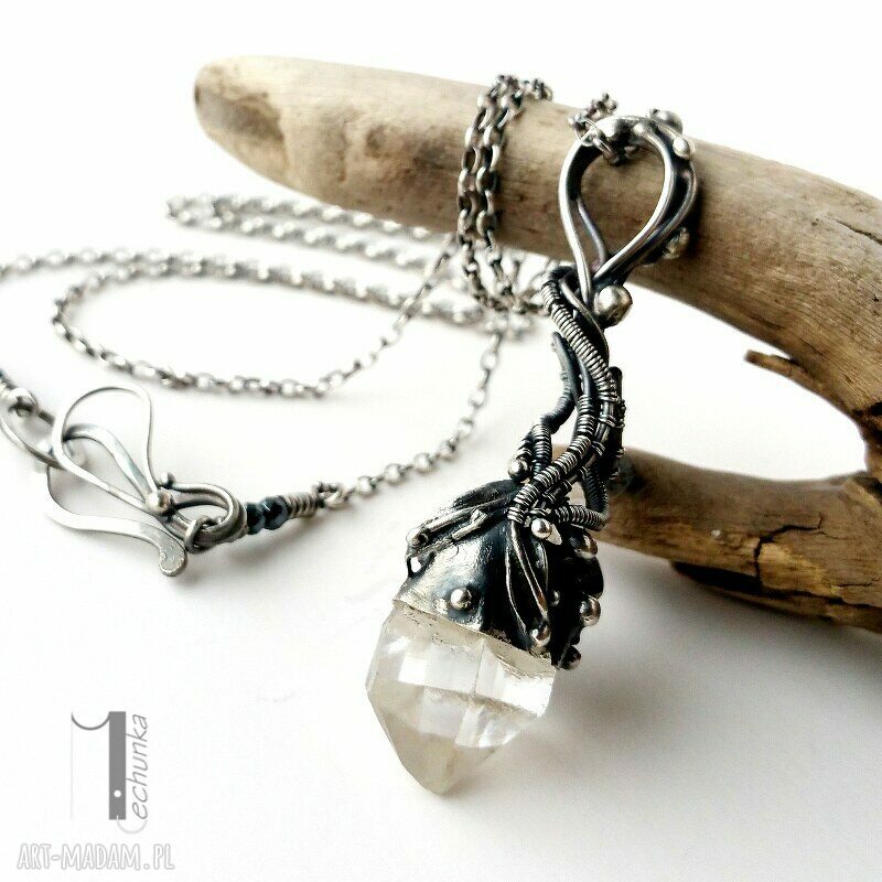 Lodowy amulet srebrny naszyjnik z kryształem górskim handmade (wire wrapping)