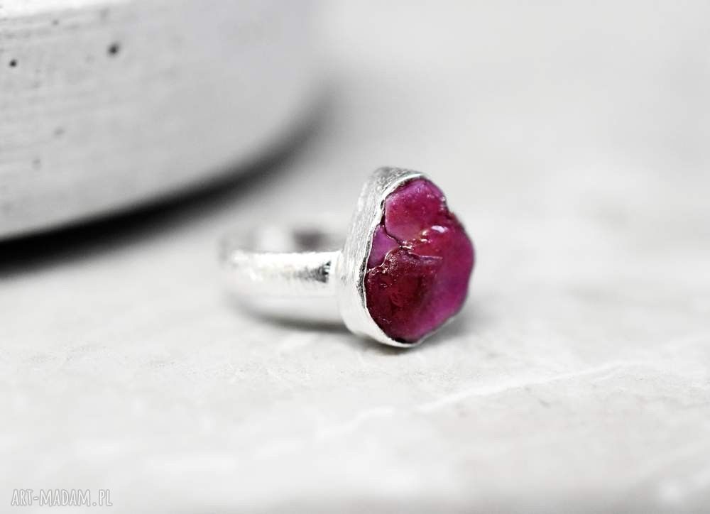 925 srebrny pierścionek rubinem kamień rubin srebro czerwień