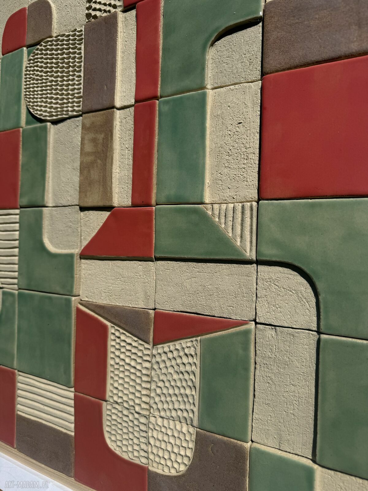 Abstrakcja I - ceramiczny obraz boho folk, gotowy do zawieszenia