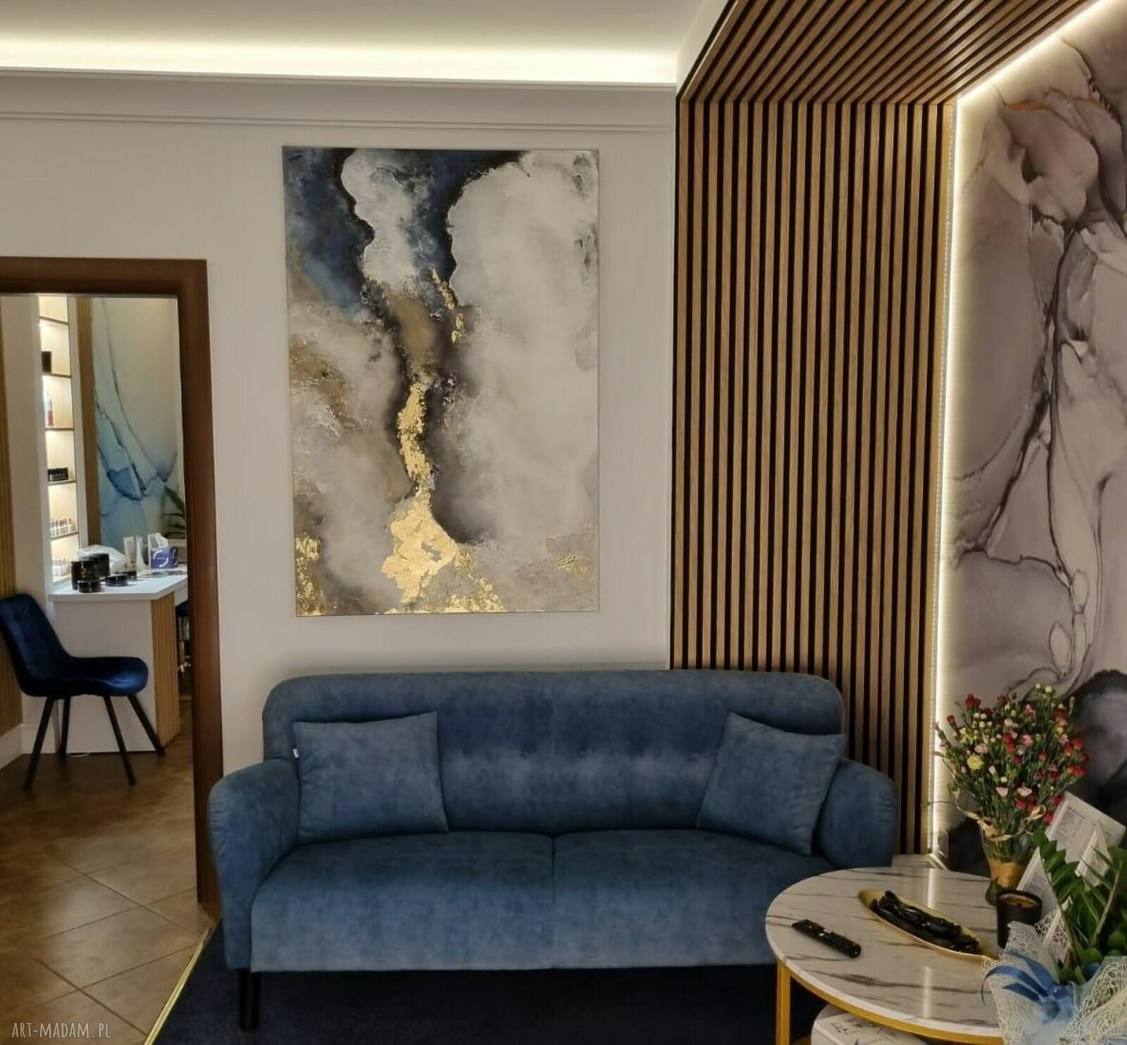 Abstrakcja LIGHT - ręcznie malowany obraz akrylowy 70x100 cm ze złotą linią