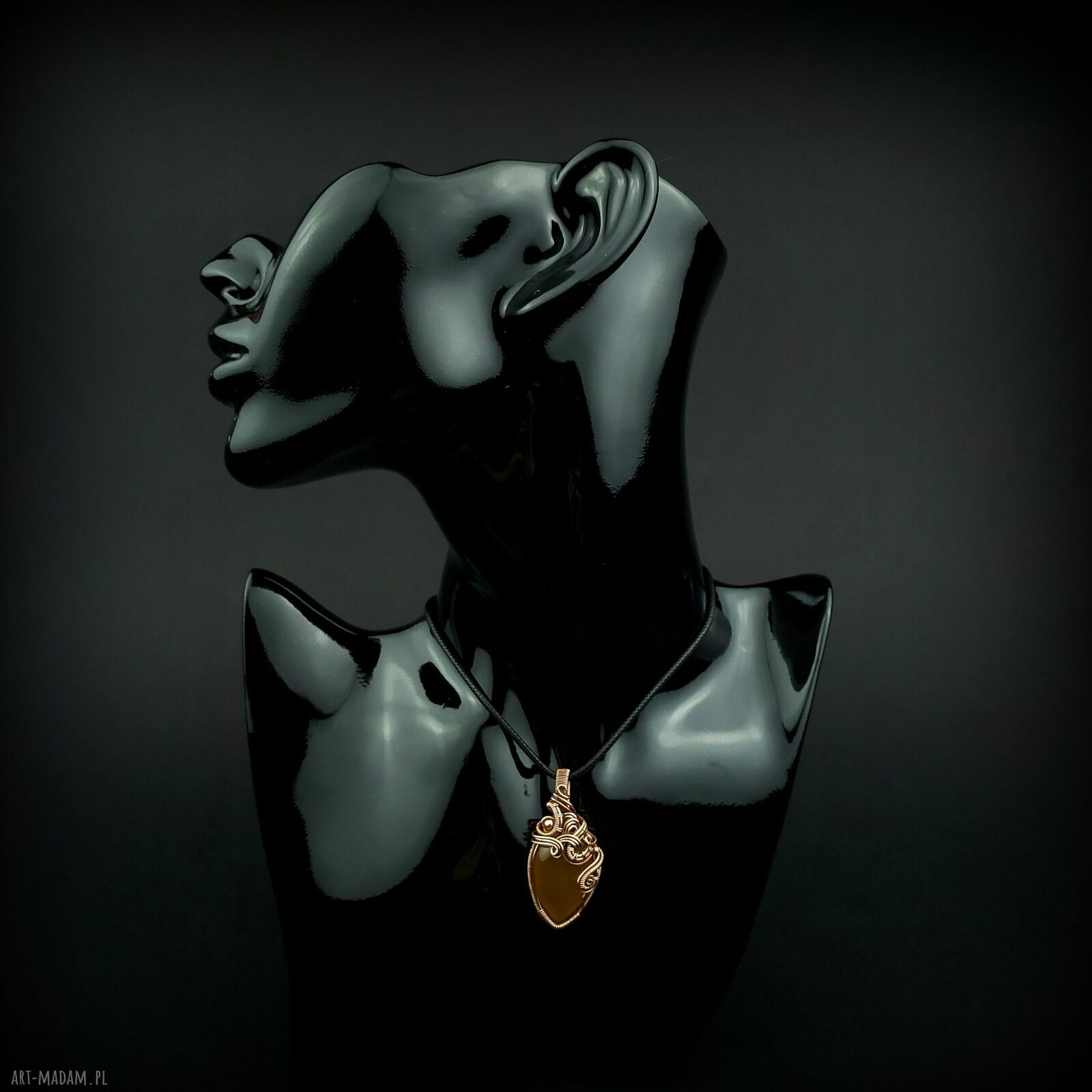 Agat brazylijski - ręcznie robiony wisiorek wire wrapping z miedzią i hematytem