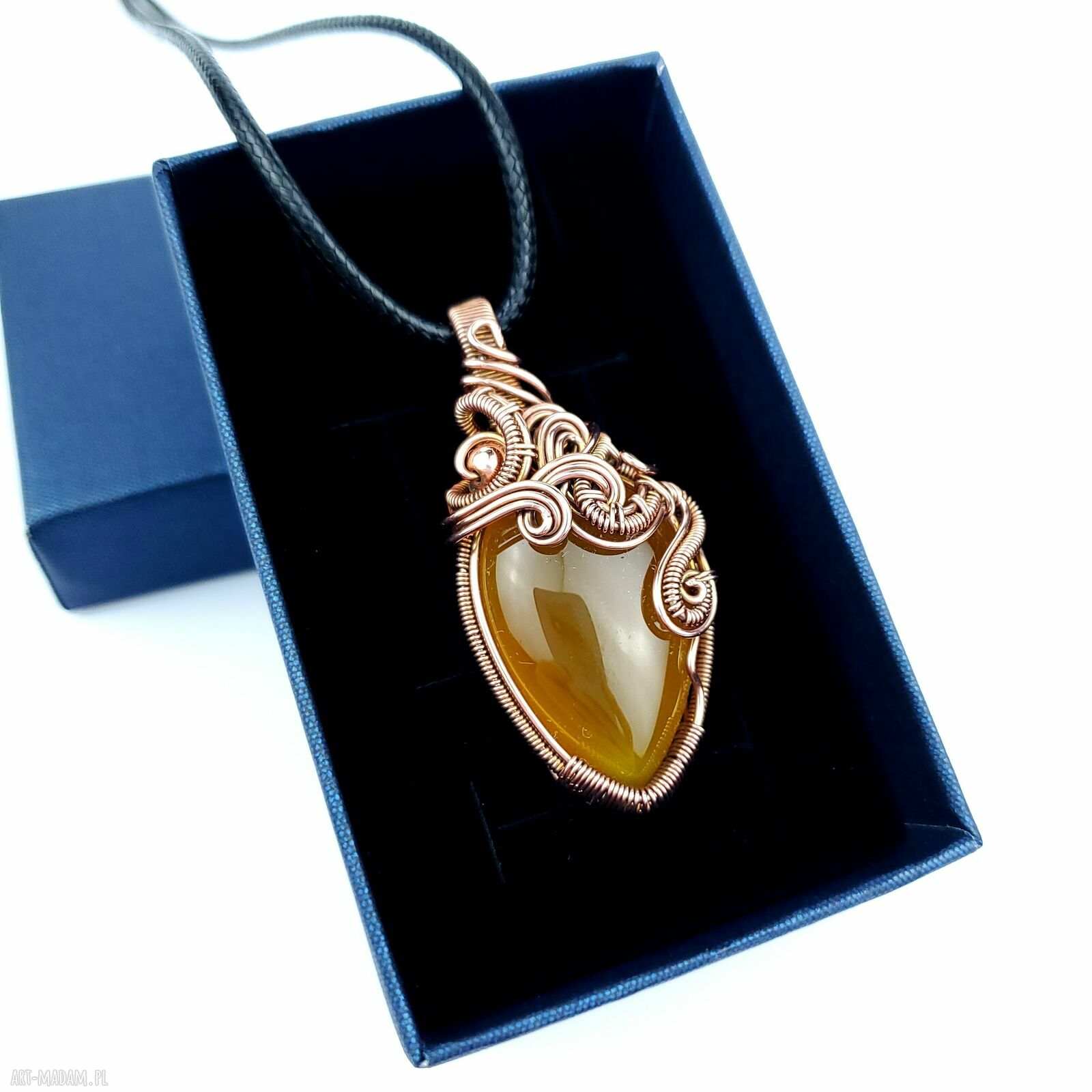 Agat brazylijski - ręcznie robiony wisiorek wire wrapping z miedzią i hematytem