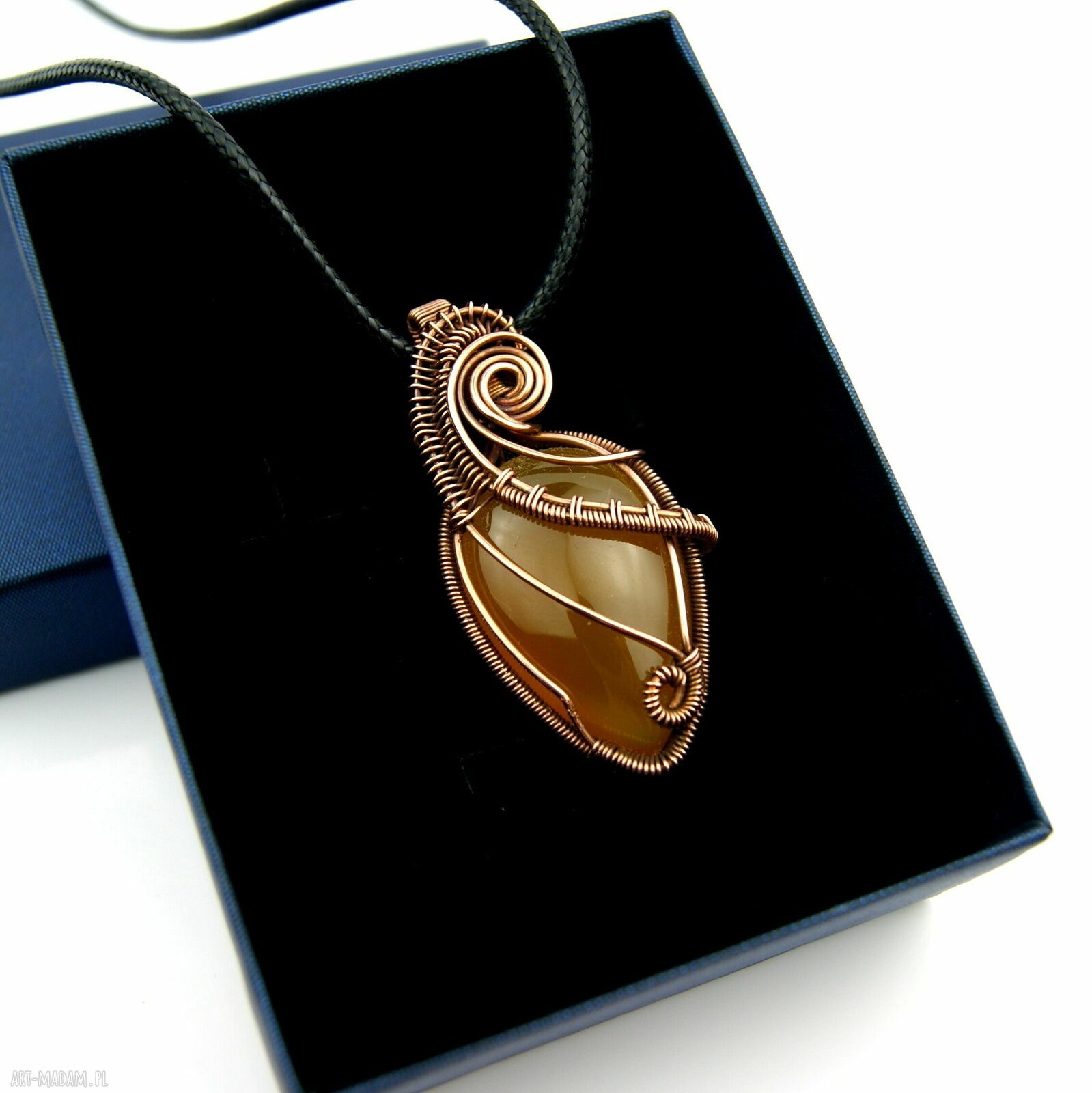 Agat brazylijski - miedziany wisiorek wire wrapping (oksydowany) w kształcie łezki