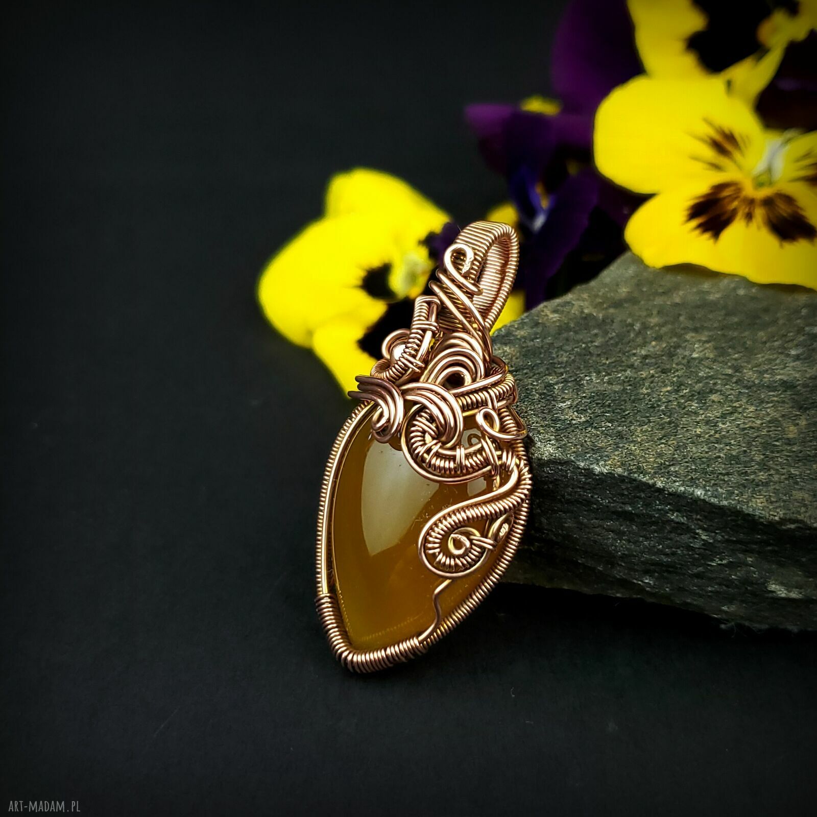 Agat brazylijski - ręcznie robiony wisiorek wire wrapping z miedzią i hematytem