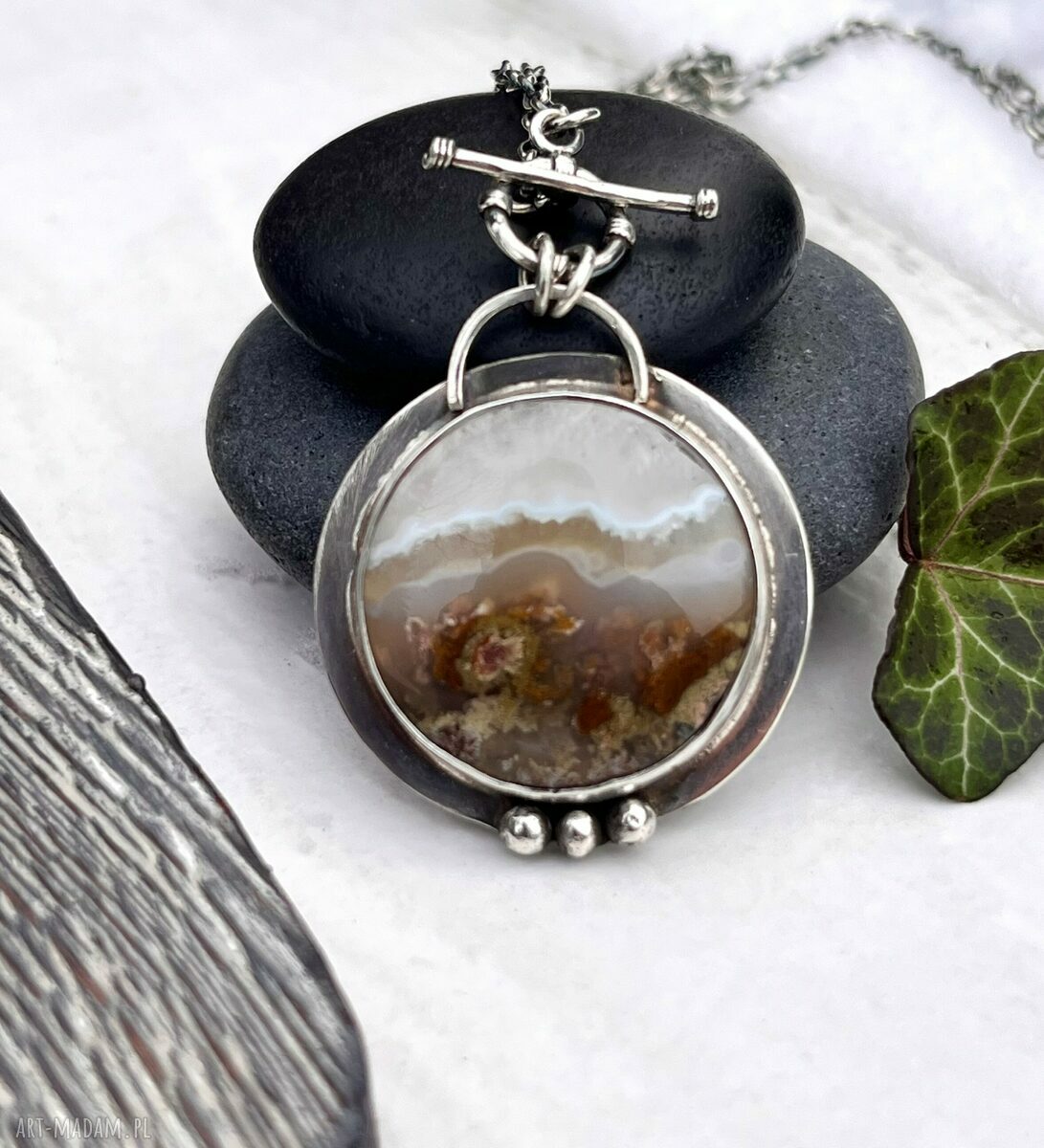 Agat i tajemnica jeziora - srebrny wisiorek handmade