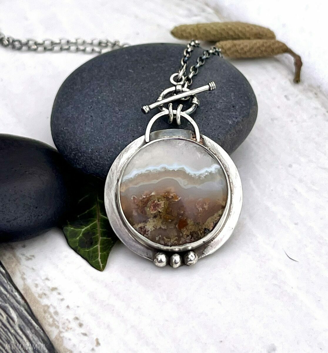 Agat i tajemnica jeziora - srebrny wisiorek handmade