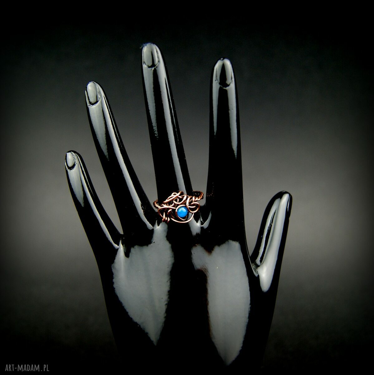 Niebieski agat w miedzianej oprawie - regulowany pierścionek wire wrapping
