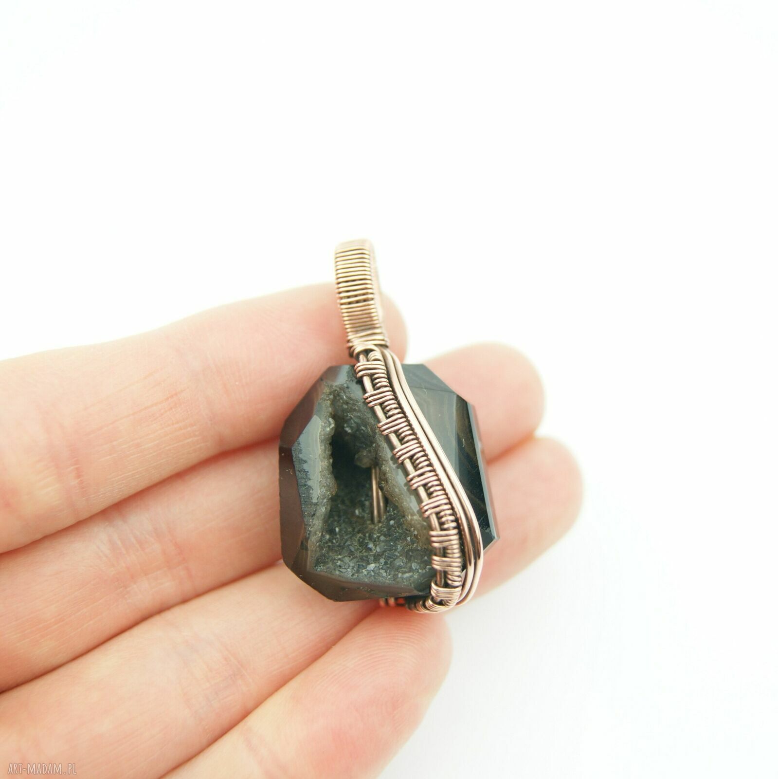 Agat z druzą - wisiorek wire wrapping z miedzi