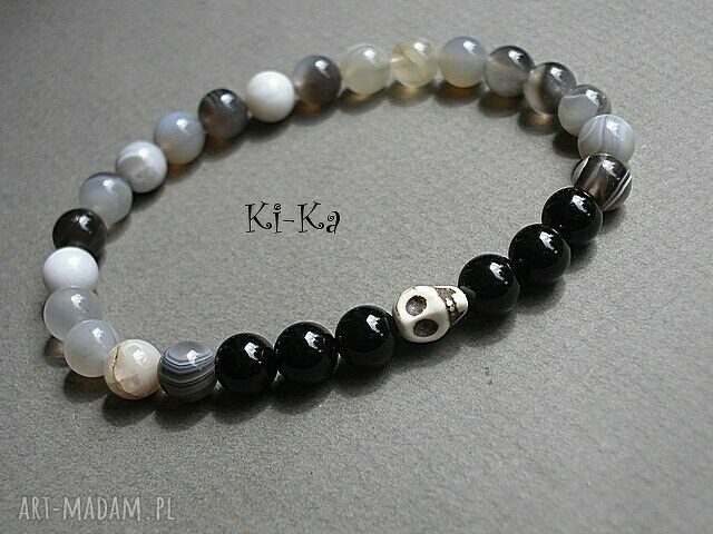 Mens cream scull 2 Hand Made