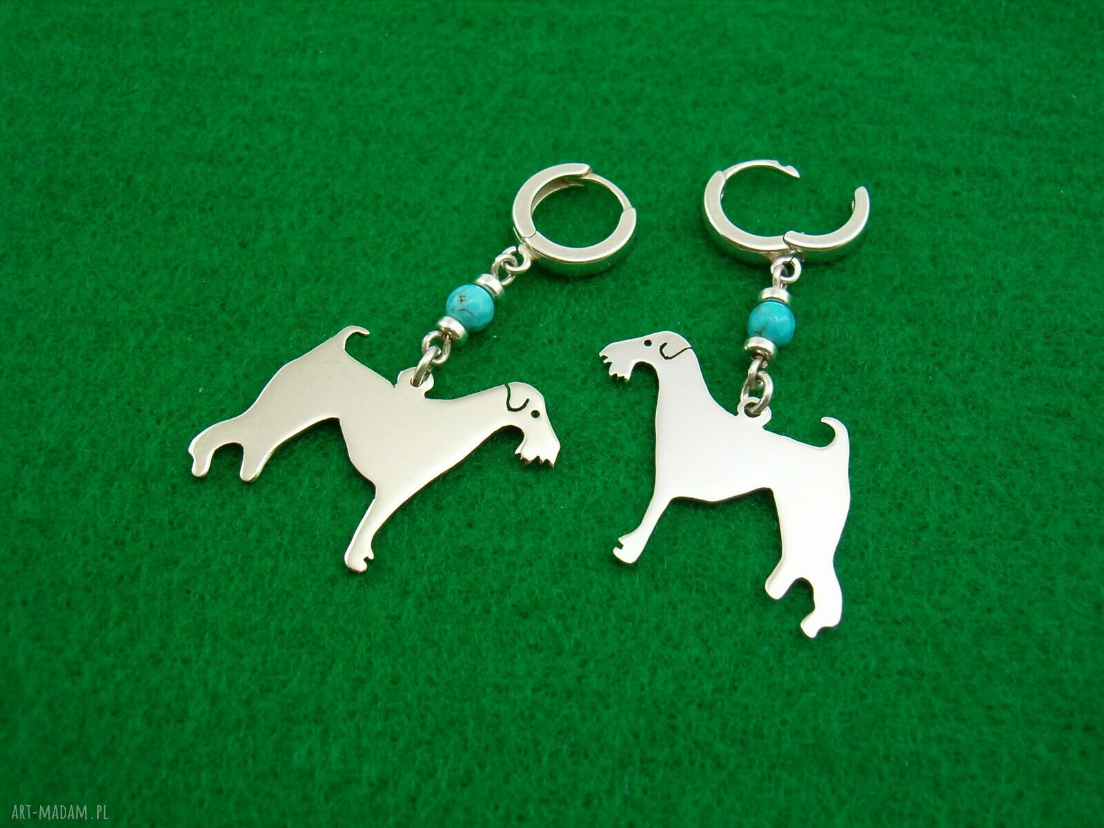 Airedale Terrier - srebrne kolczyki 925 z kamieniem naturalnym 4 mm