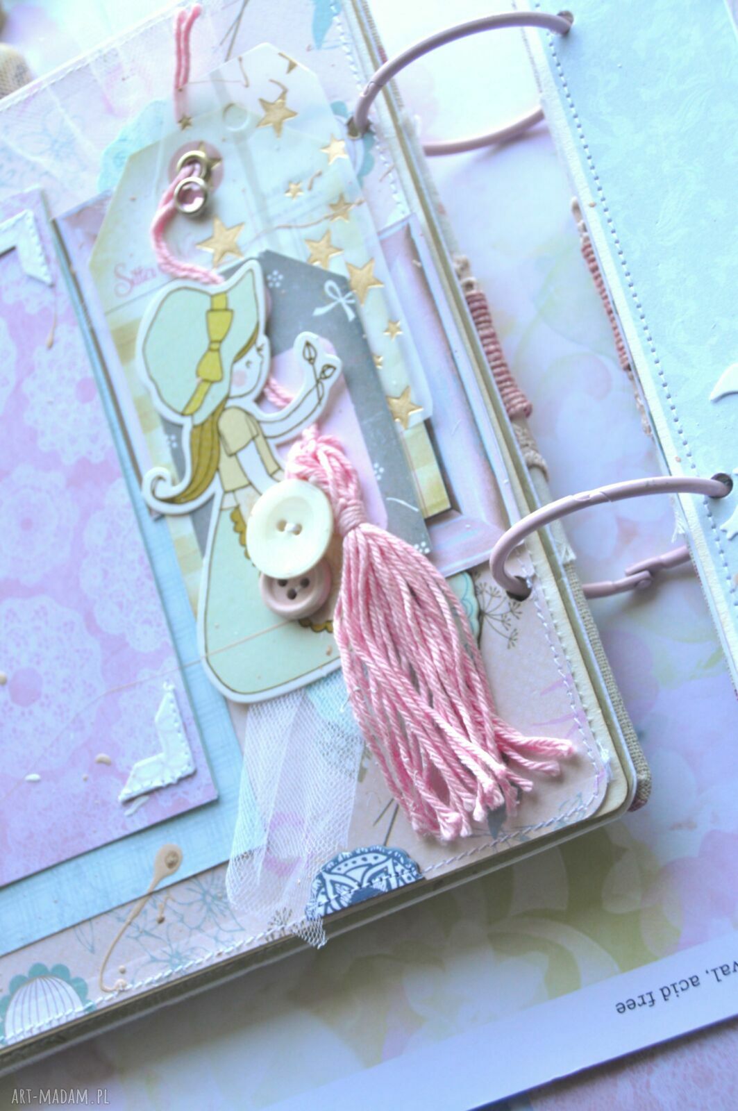 Album dla dziewczynki - ręcznie robione scrapbookingowe wspomnienia w różowo-turkusowym stylu