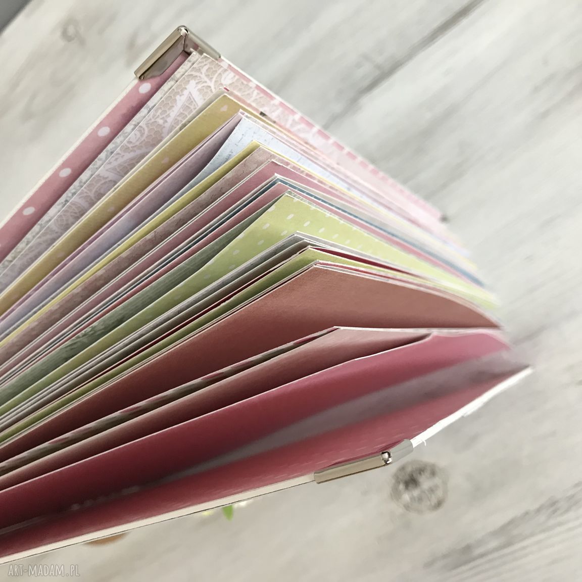 scrapbooking albumy: Album dla dziewczynki kolorowe karty handmade